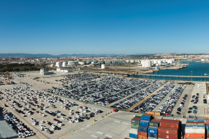 Tarragona se convierte en un puerto importante para la exportación de coches