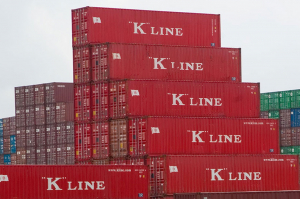 K Line lleva a Barcelona su nuevo barco 100%